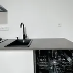 Zweizimmerwohnung In Wenigen Minuten In Frankfurt 公寓 埃施伯恩