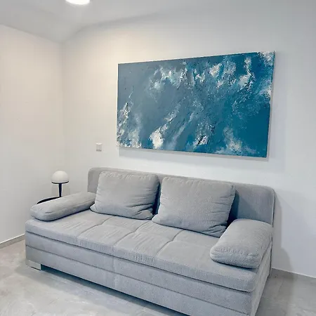 Zweizimmerwohnung In Wenigen Minuten In Frankfurt