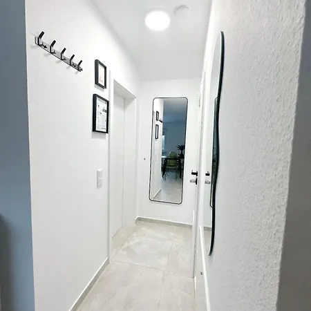 Zweizimmerwohnung In Wenigen Minuten In Frankfurt Apartment *