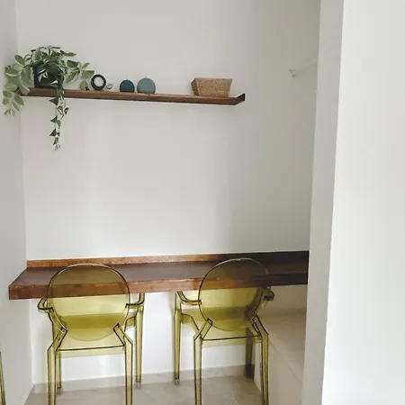 Zweizimmerwohnung In Wenigen Minuten In Frankfurt *