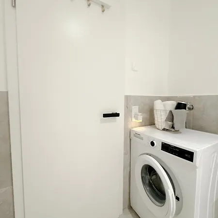 Zweizimmerwohnung In Wenigen Minuten In Frankfurt Eschborn