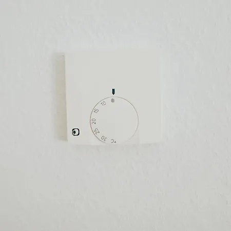 Zweizimmerwohnung In Wenigen Minuten In Frankfurt 公寓